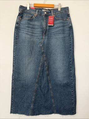 Levi’s Strauss Signature denim maxi size 12